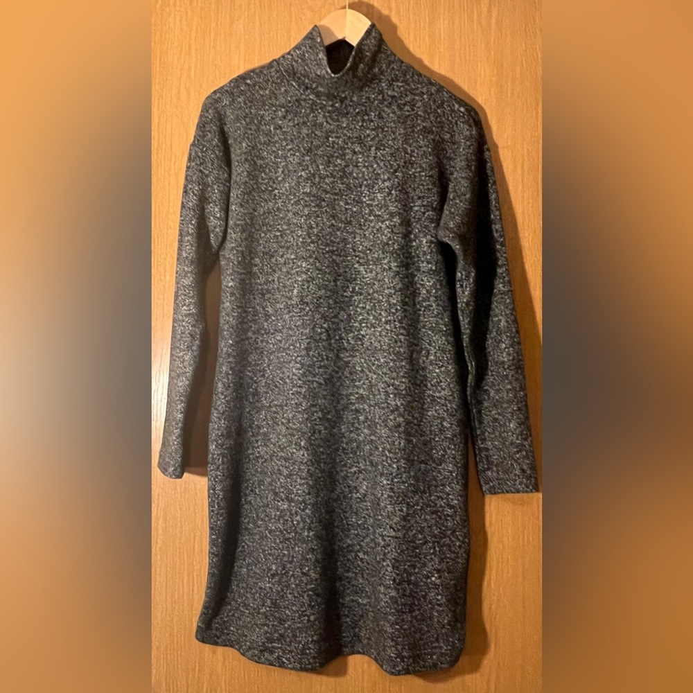 So Chic….Sweater Dress by Uniqlo